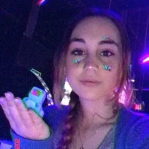 Meet your Posher, Kalika